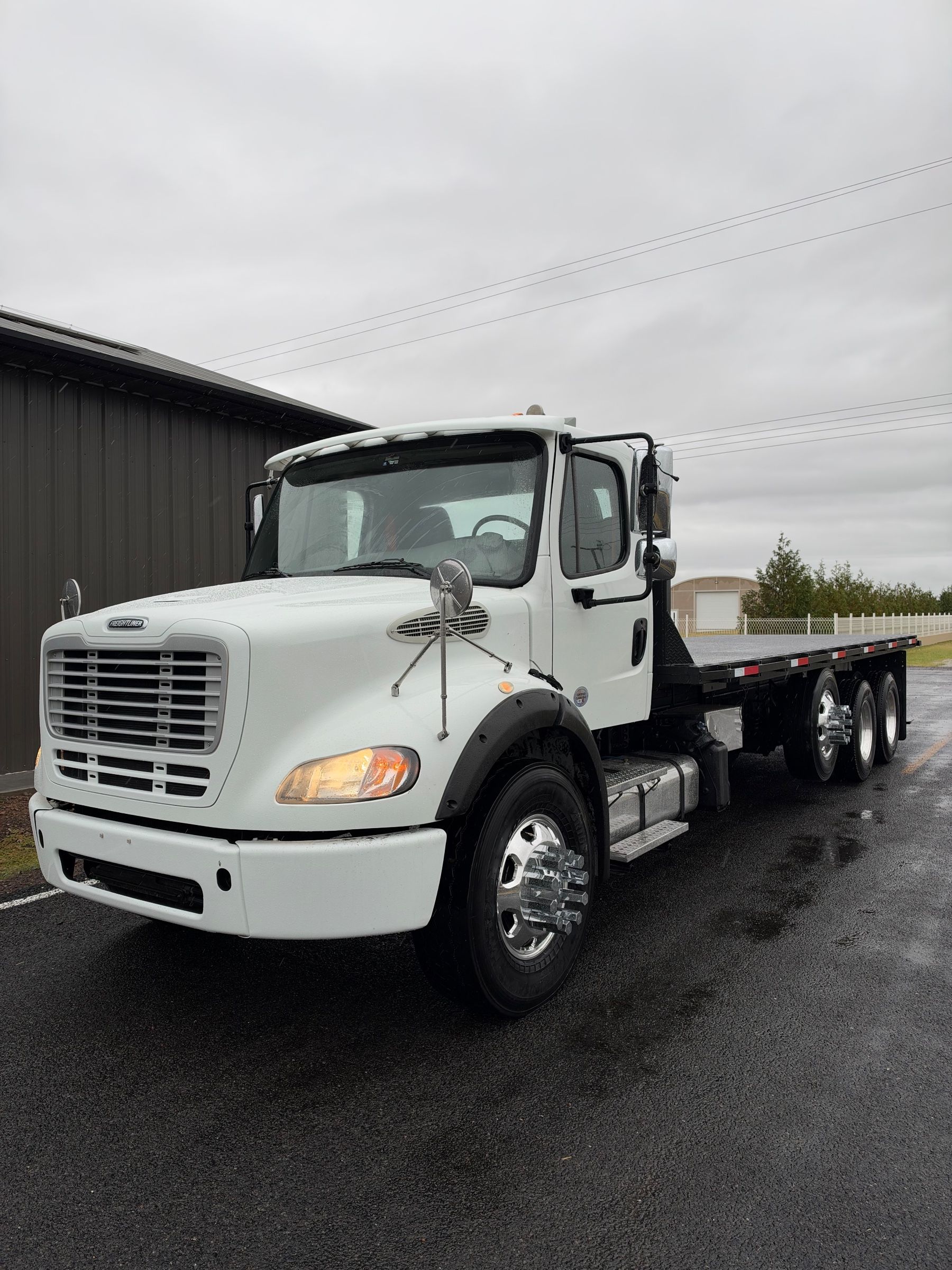 Freightliner M2 112