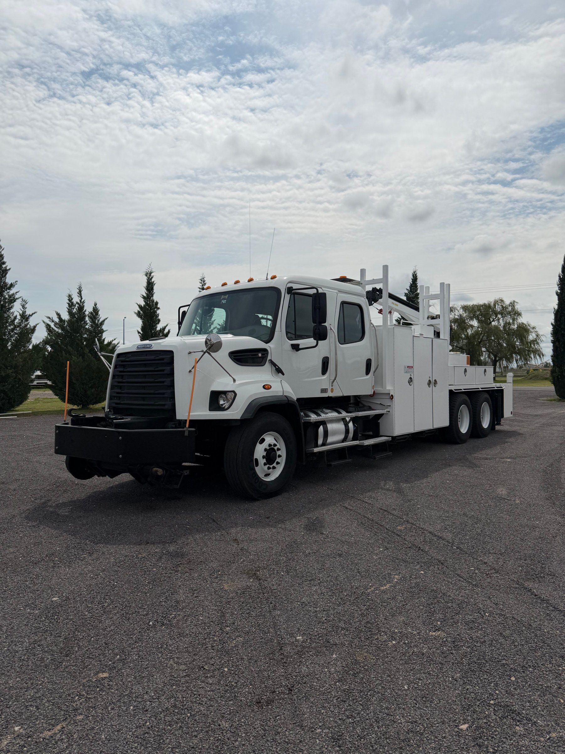 Freightliner 108SD