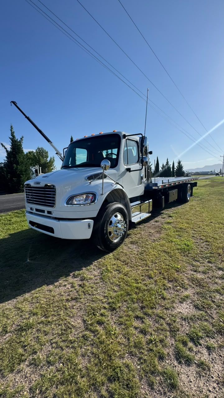 Freightliner M2 106